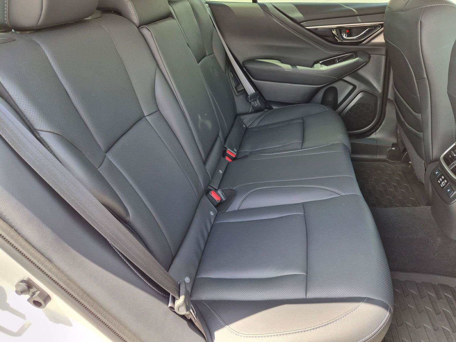 Used 2024 Subaru Outback Touring XT AWD/4WD image 37