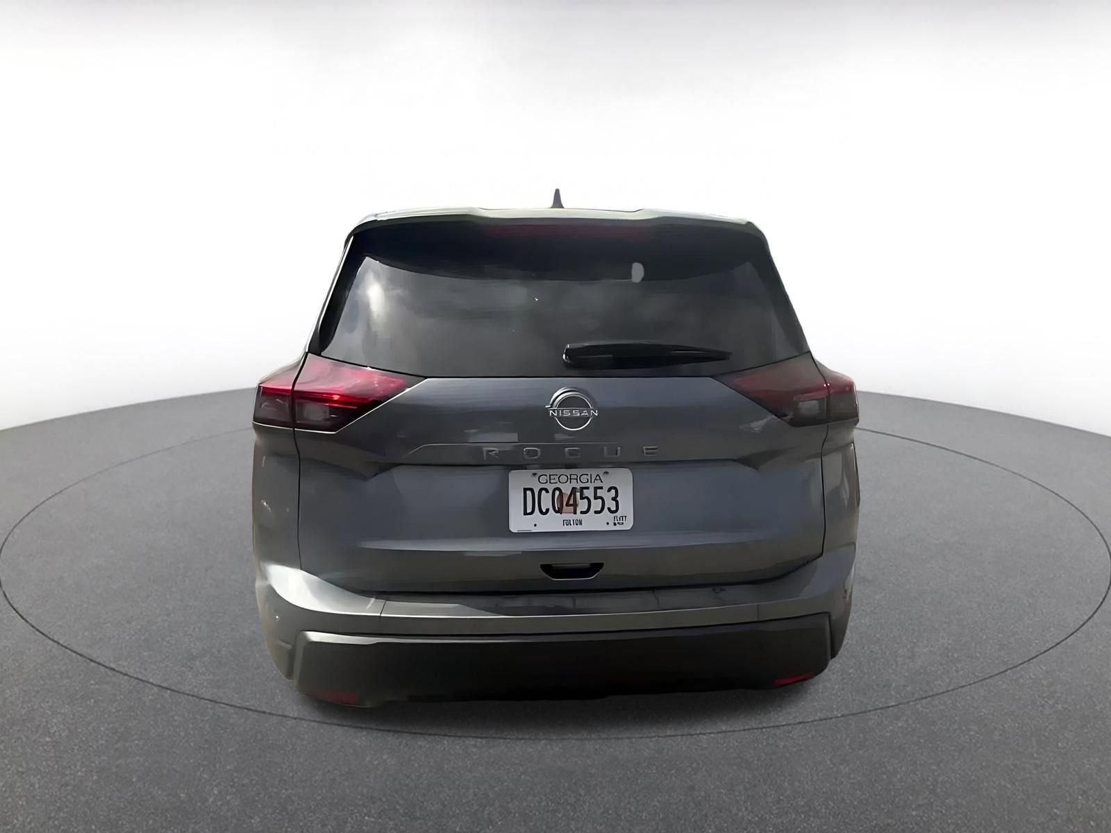 Used 2025 Nissan Rogue SV FWD image 18