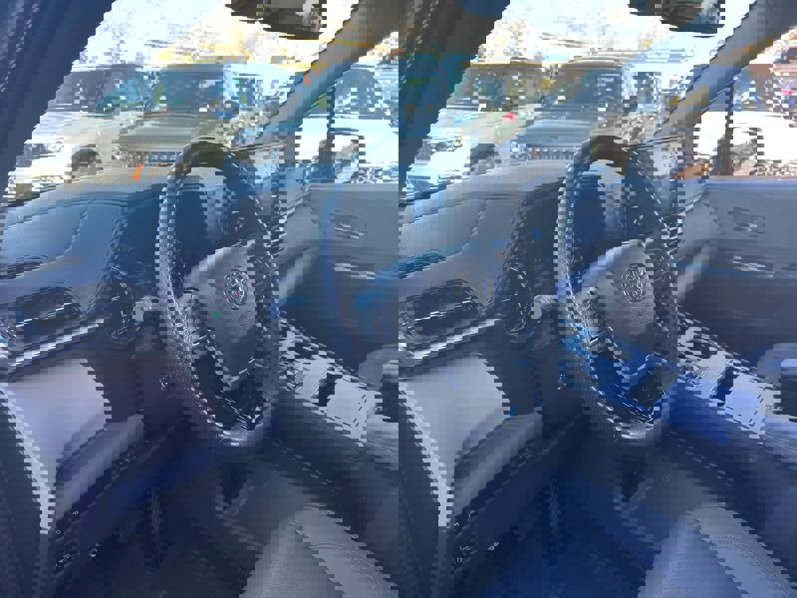 Used 2022 Toyota Sienna Limited image 20