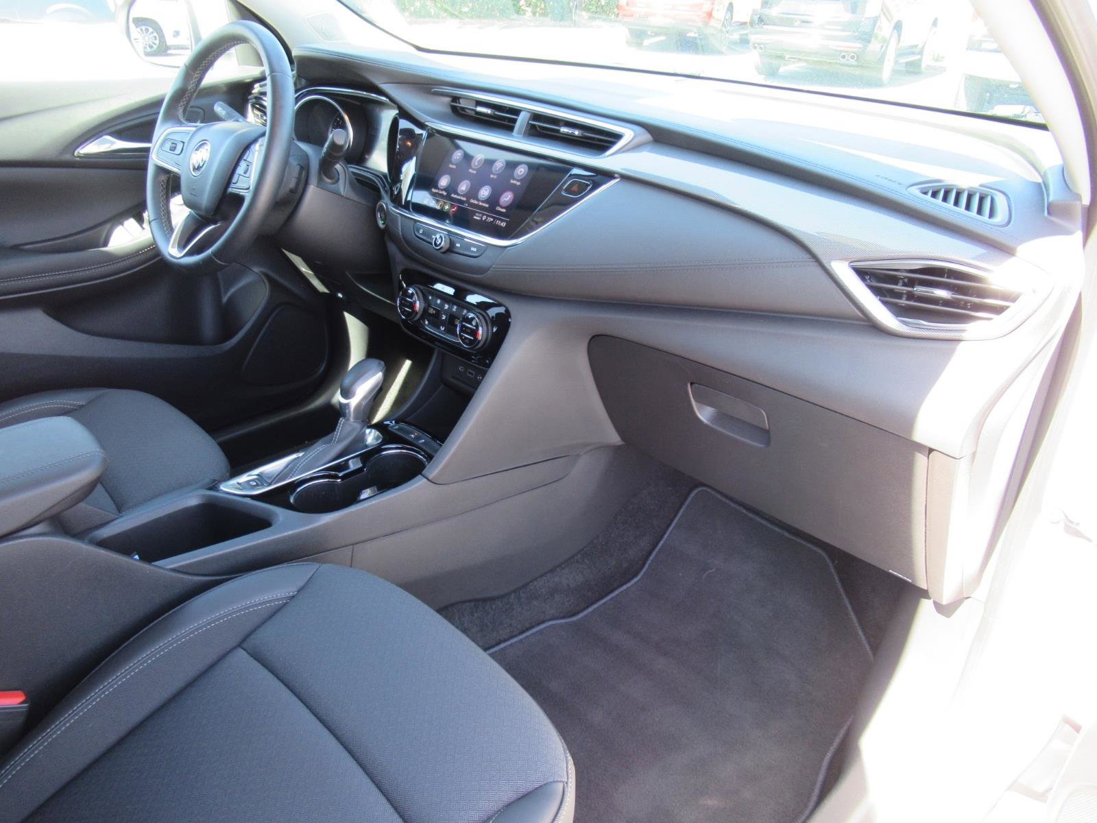 Used 2023 Buick Encore GX Select w/ Safety Package II image 11