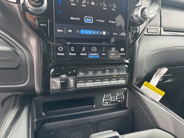 Used 2024 RAM 3500 Limited image 34