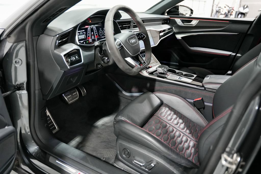 Used 2023 Audi RS 7 Sportback w/ Black Optic Package image 9