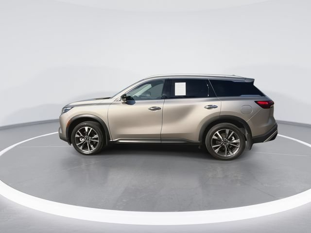 Used 2023 INFINITI QX60 Luxe w/ Cargo Package FWD image 7