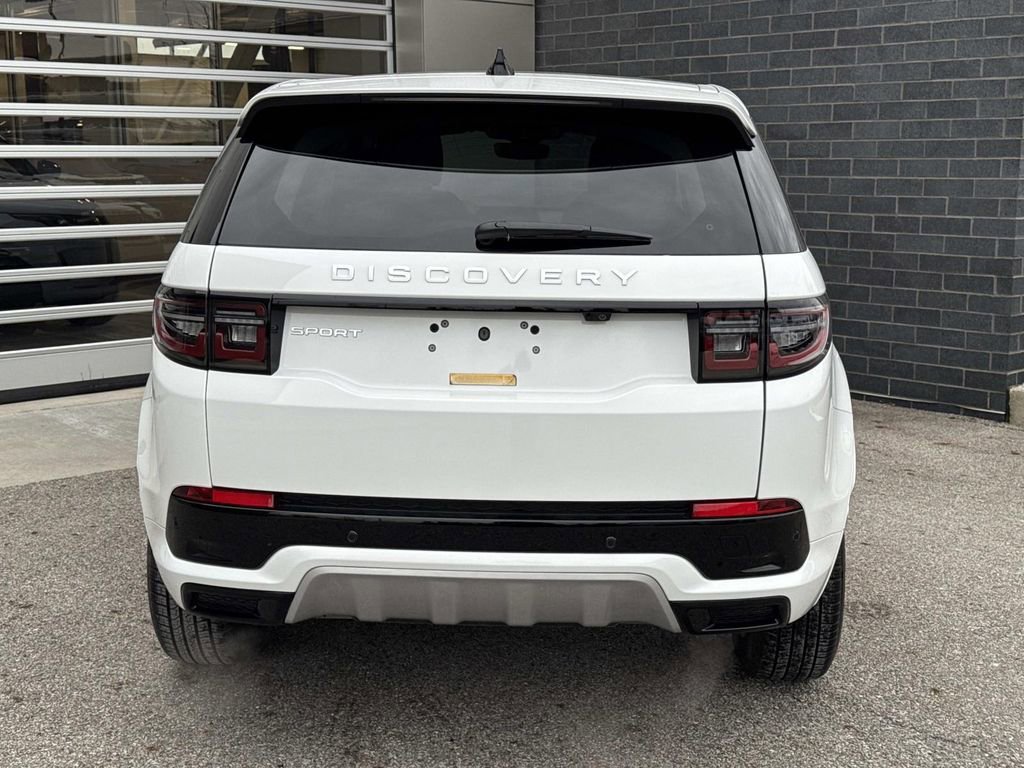 Certified 2025 Land Rover Discovery Sport S AWD/4WD image 4