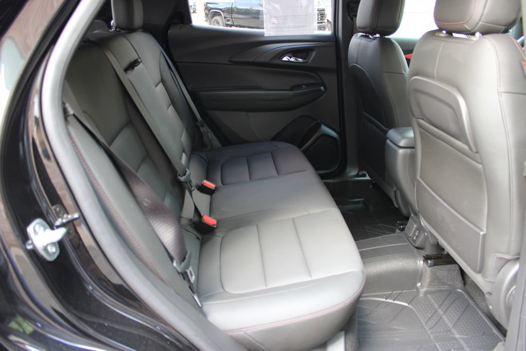 Used 2024 Chevrolet TrailBlazer RS w/ Convenience Package AWD/4WD image 44