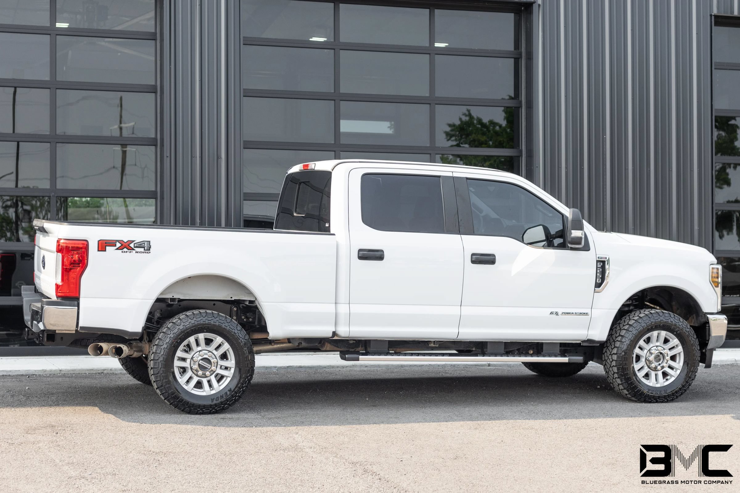 Used 2018 Ford F250 XL w/ STX Appearance Package AWD/4WD image 10