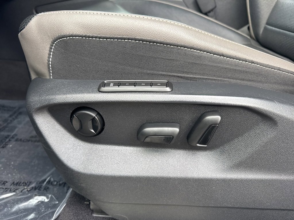 Used 2021 Volkswagen Atlas Cross Sport SEL Premium image 22