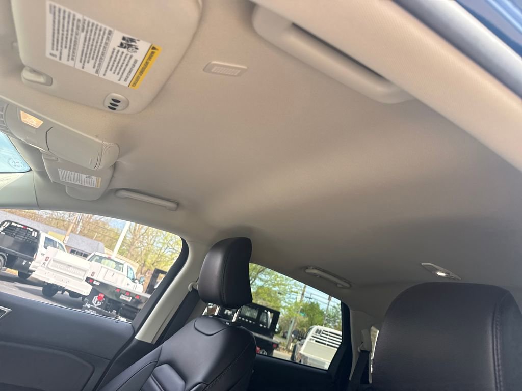 Used 2024 Ford Edge SEL w/ Convenience Package image 27