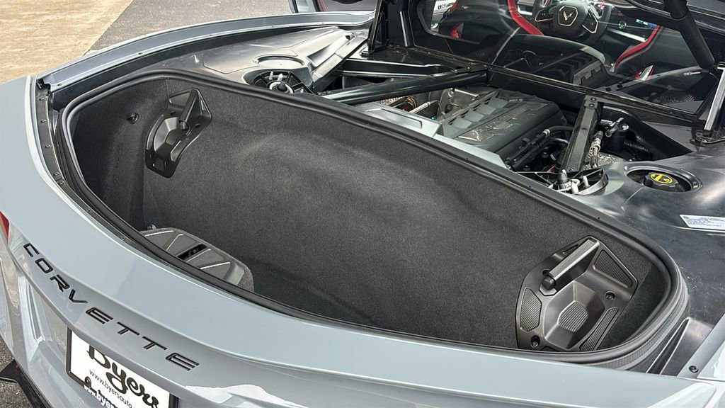 Used 2024 Chevrolet Corvette Stingray Coupe w/ 1LT image 34