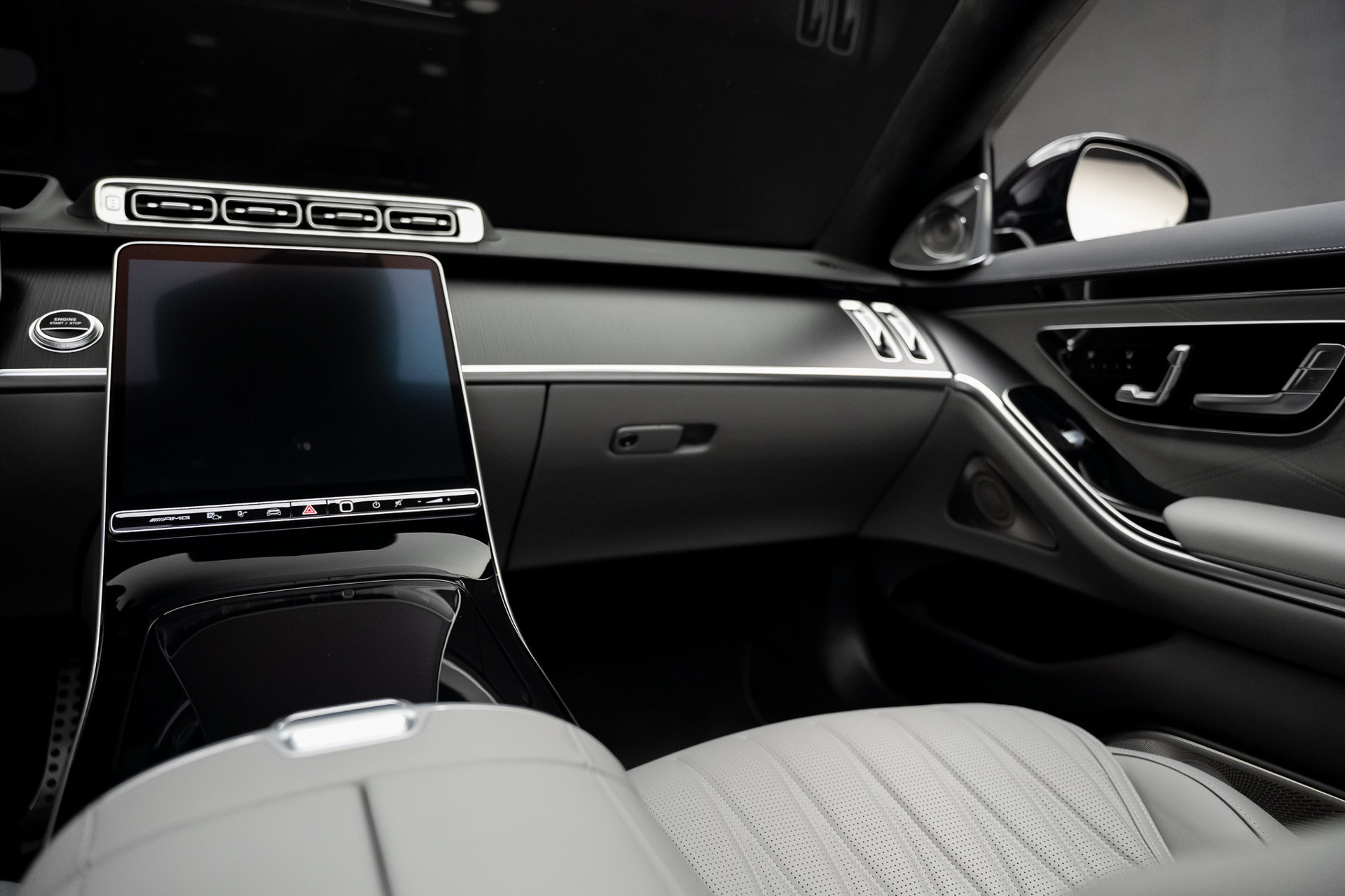 Used 2024 Mercedes-Benz S 63 AMG S image 45