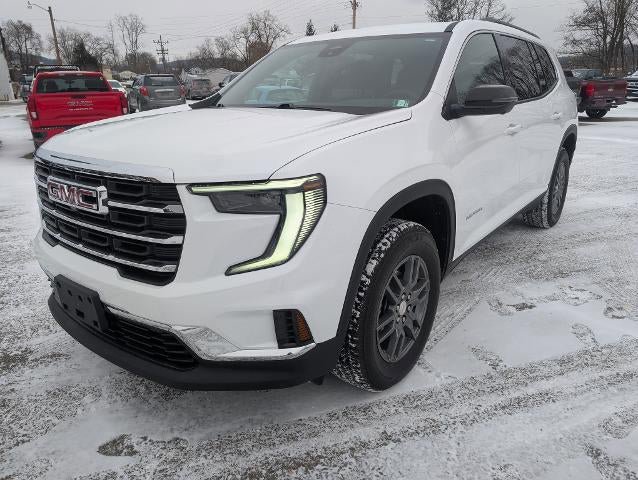 Used 2025 GMC Acadia Elevation image 1