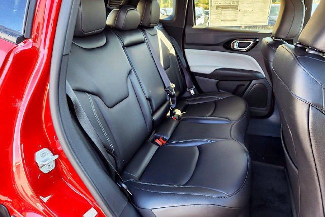 New 2026 Jeep Compass Limited AWD/4WD image 23