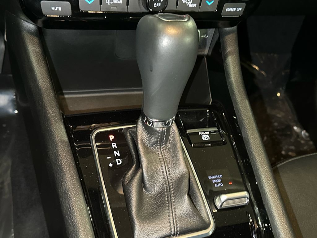 Used 2022 Jeep Compass Limited image 28