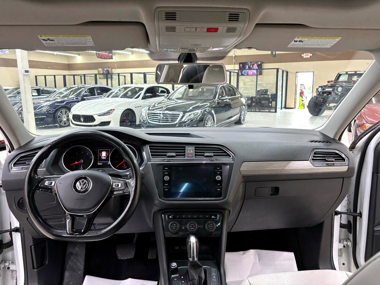Used 2018 Volkswagen Tiguan SEL image 19