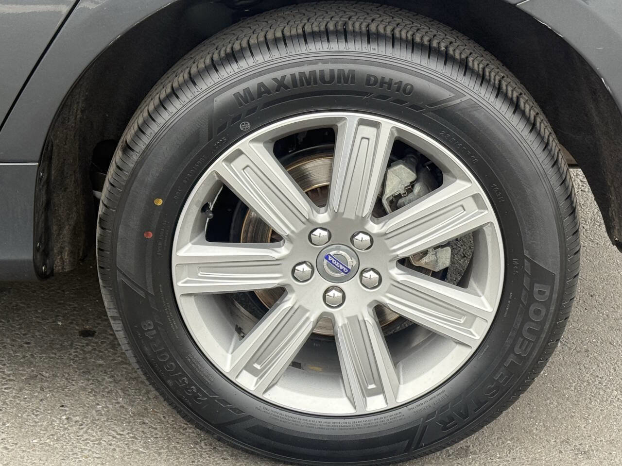 Used 2016 Volvo XC60 T5 Platinum w/ Climate Package image 15