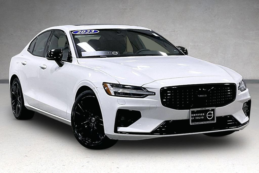 Used 2023 Volvo S60 B5 Plus w/ Climate Package AWD/4WD image 3
