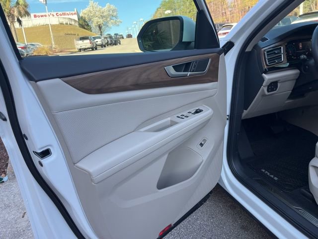 New 2026 Volkswagen Atlas SE image 5