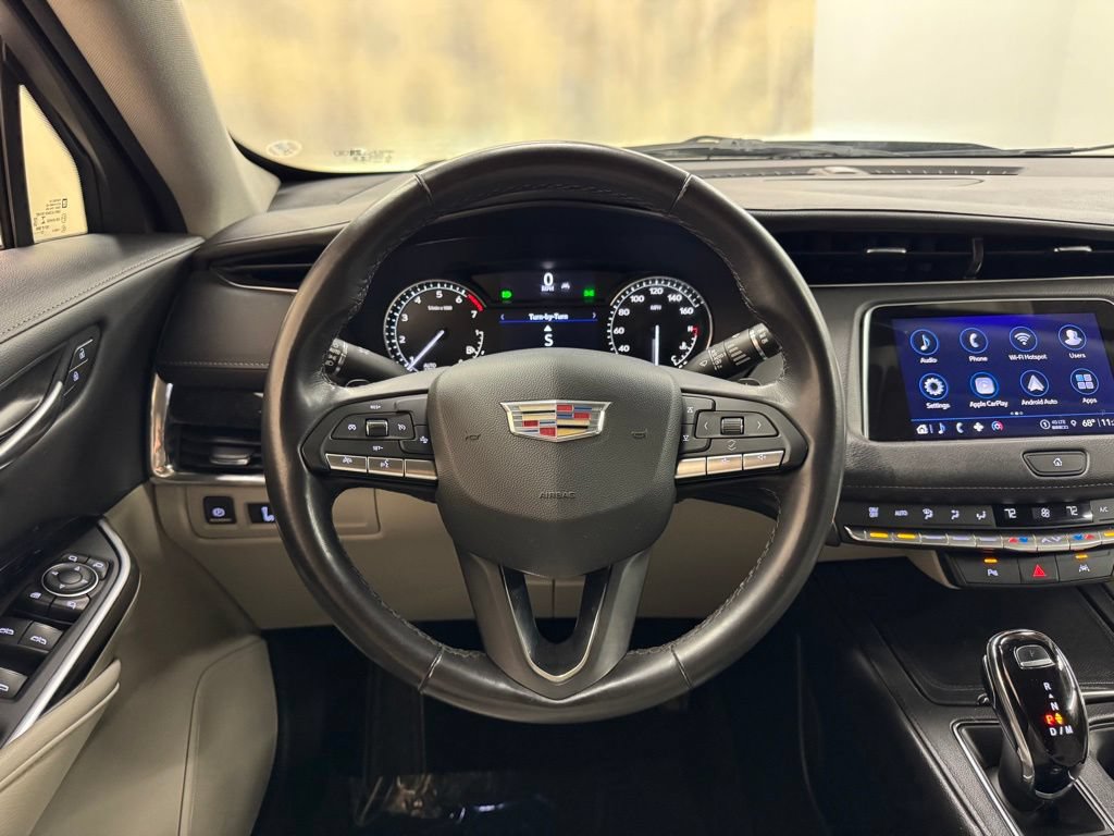 Used 2023 Cadillac XT4 Premium Luxury AWD/4WD image 21