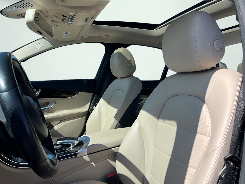 Used 2018 Mercedes-Benz C 300 4MATIC Sedan image 37