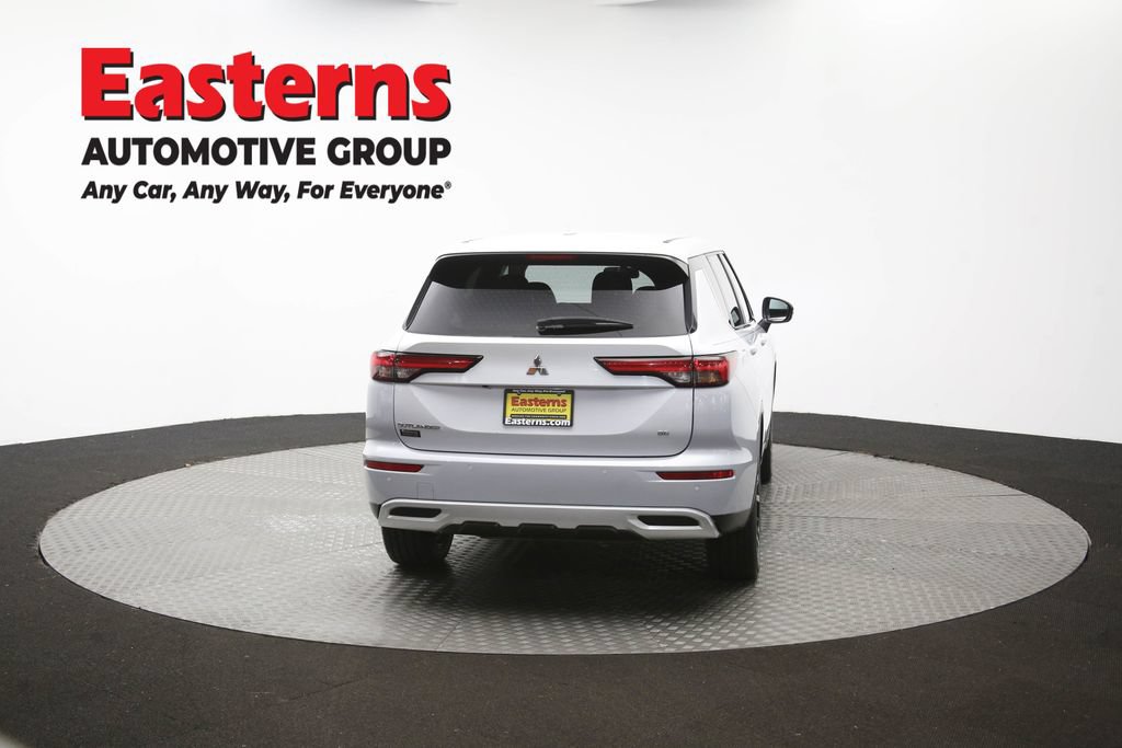 Used 2024 Mitsubishi Outlander SE AWD/4WD image 37