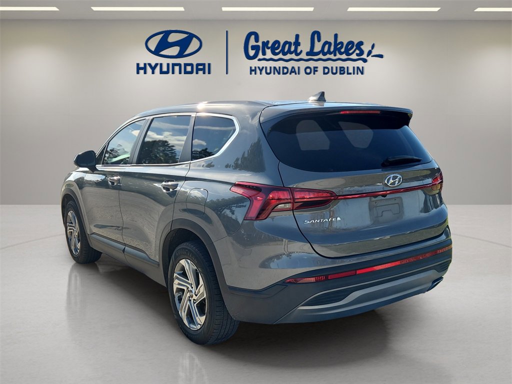 Used 2021 Hyundai Santa Fe SE image 3