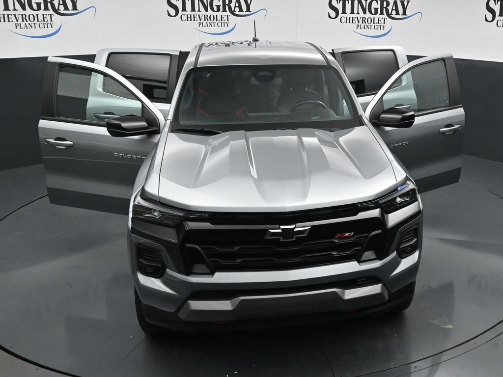 Used 2023 Chevrolet Colorado Z71 w/ Z71 Convenience Package 2 AWD/4WD image 34