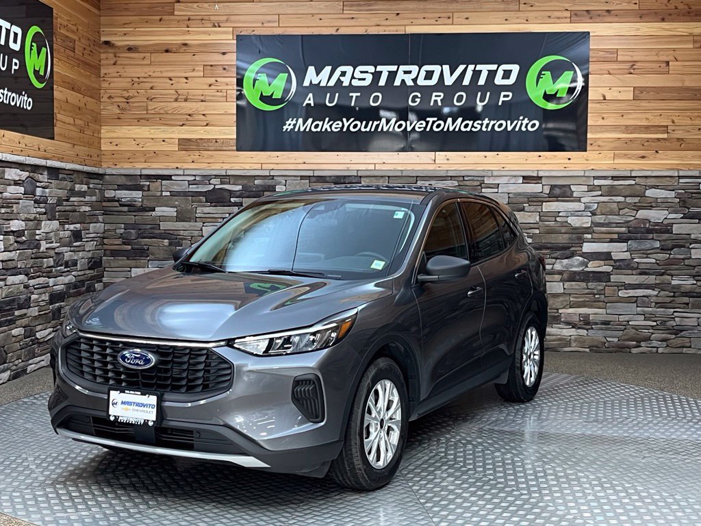 Used 2023 Ford Escape Active AWD/4WD image 8