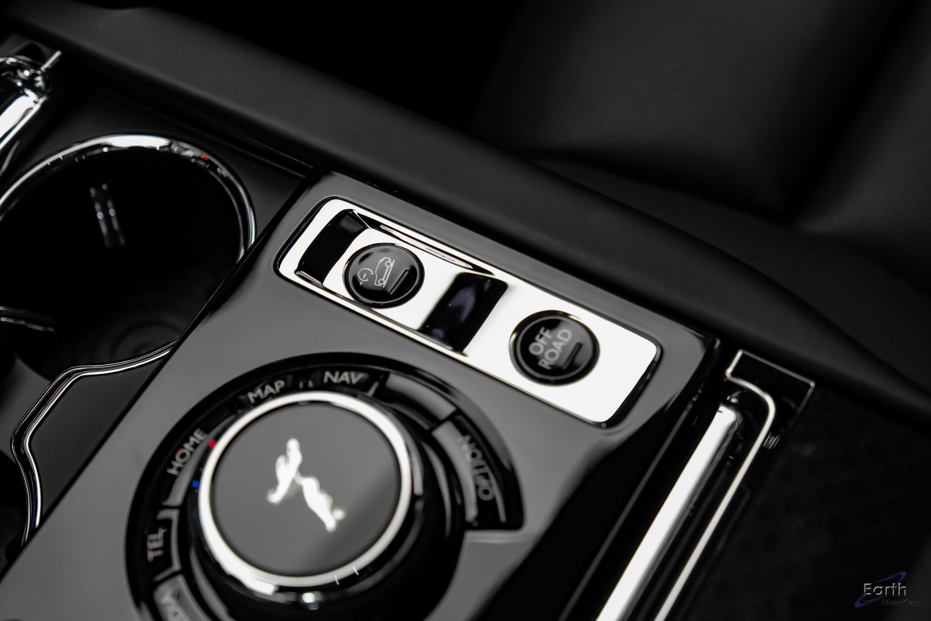 Used 2026 Rolls-Royce Cullinan Black Badge AWD/4WD image 63