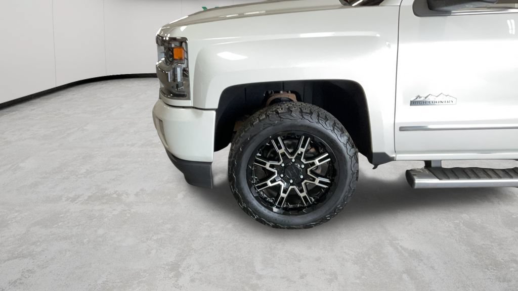 Used 2018 Chevrolet Silverado 1500 High Country AWD/4WD image 53