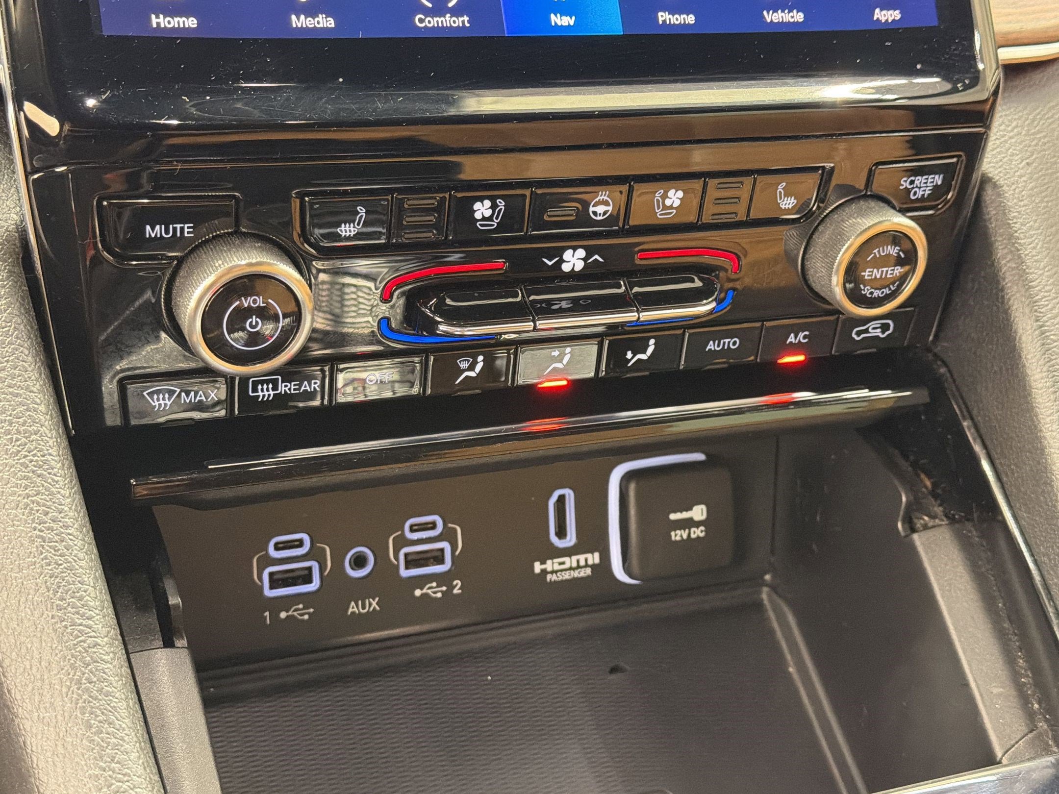 Used 2023 Jeep Grand Cherokee L Summit w/ Advanced Protech Group IV image 19