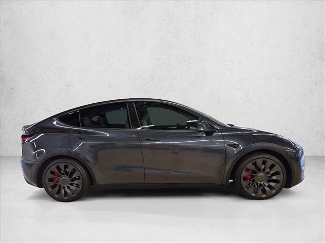 Used 2024 Tesla Model Y Performance AWD/4WD image 4