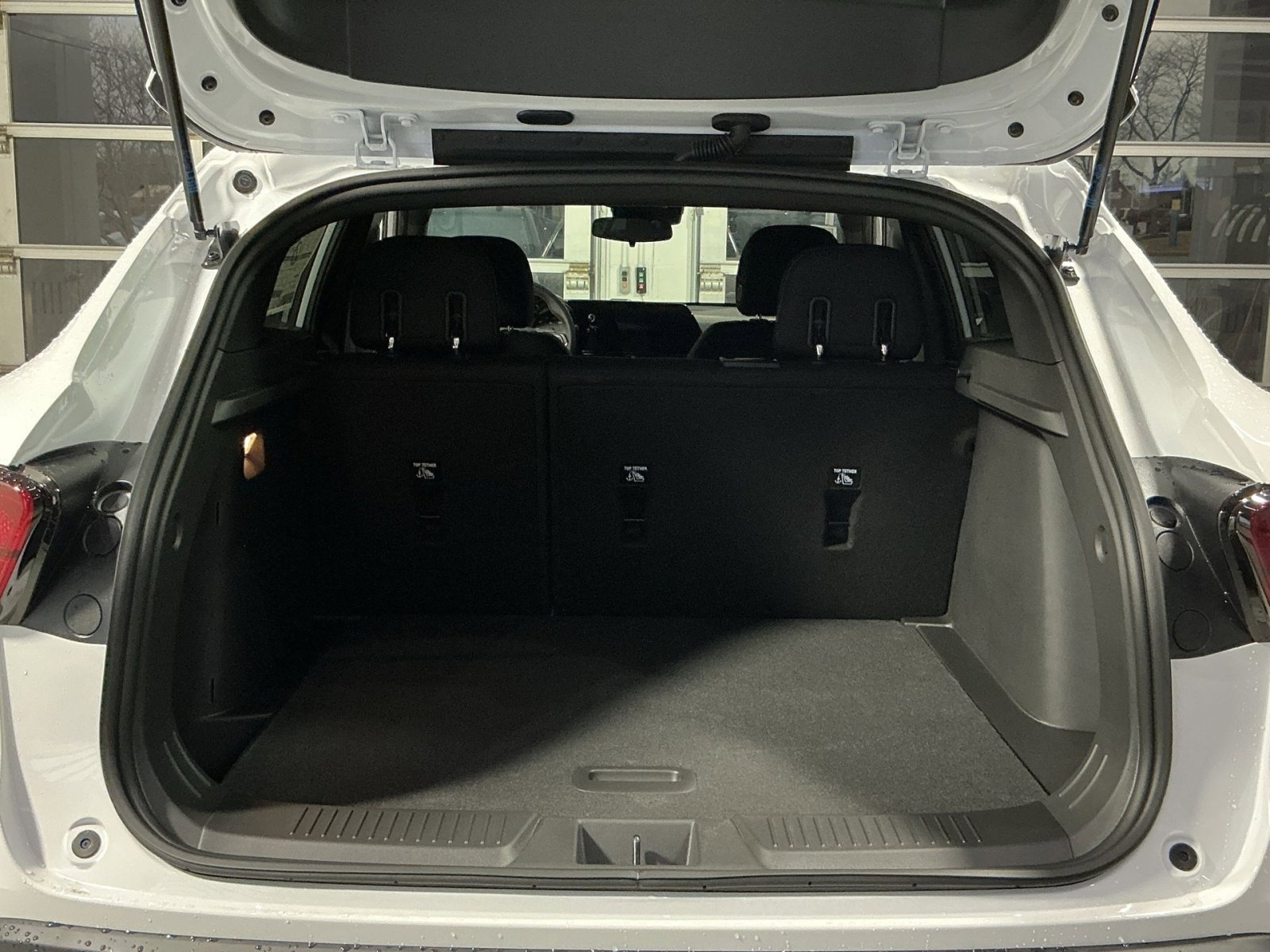 New 2026 Chevrolet Trax RS w/ Sunroof Package image 33