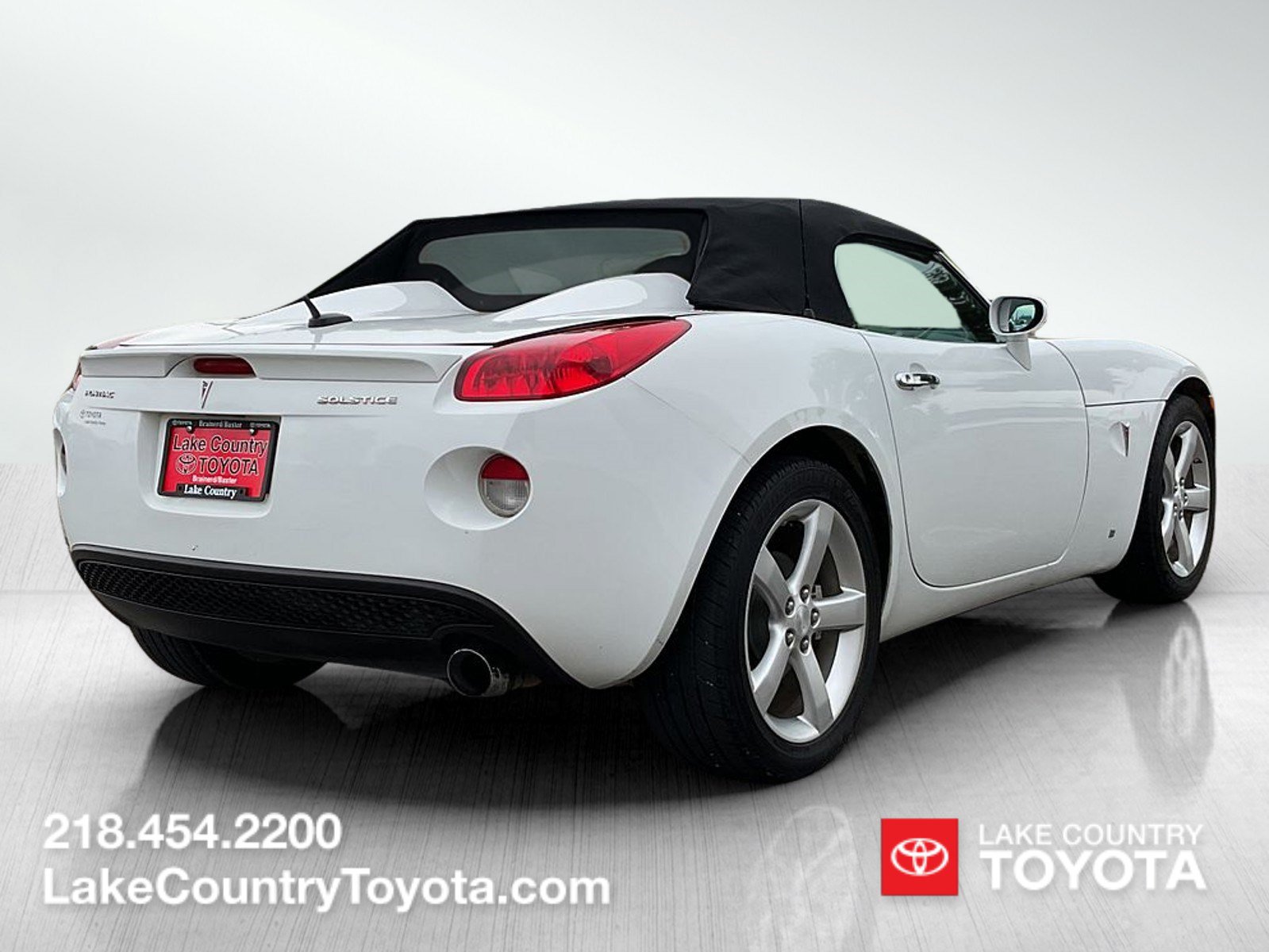 Used 2008 Pontiac Solstice Convertible w/ Preferred Package RWD image 5