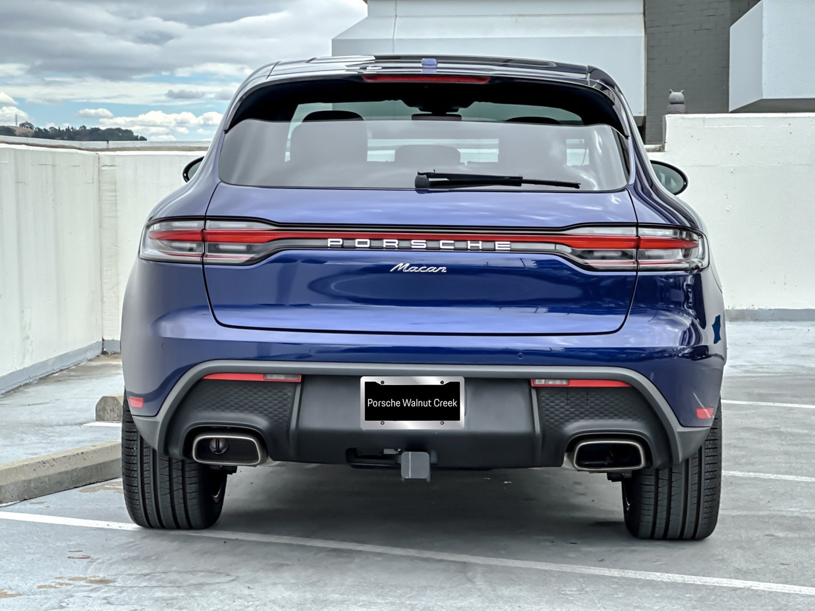 Certified 2026 Porsche Macan AWD/4WD image 33