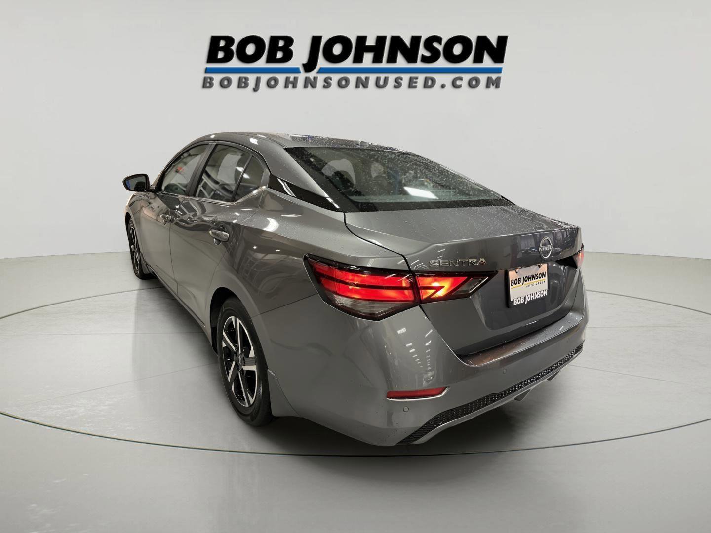 Used 2025 Nissan Sentra SV image 4