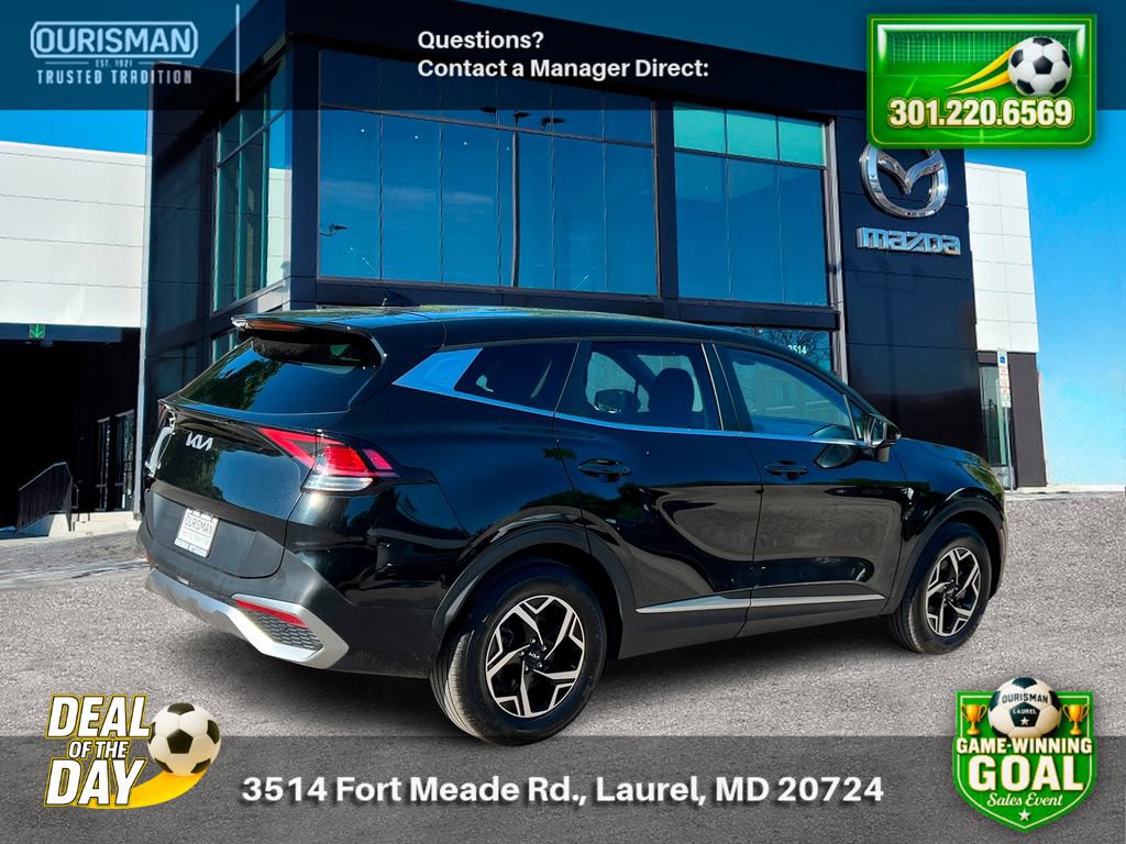 Used 2025 Kia Sportage LX FWD image 3