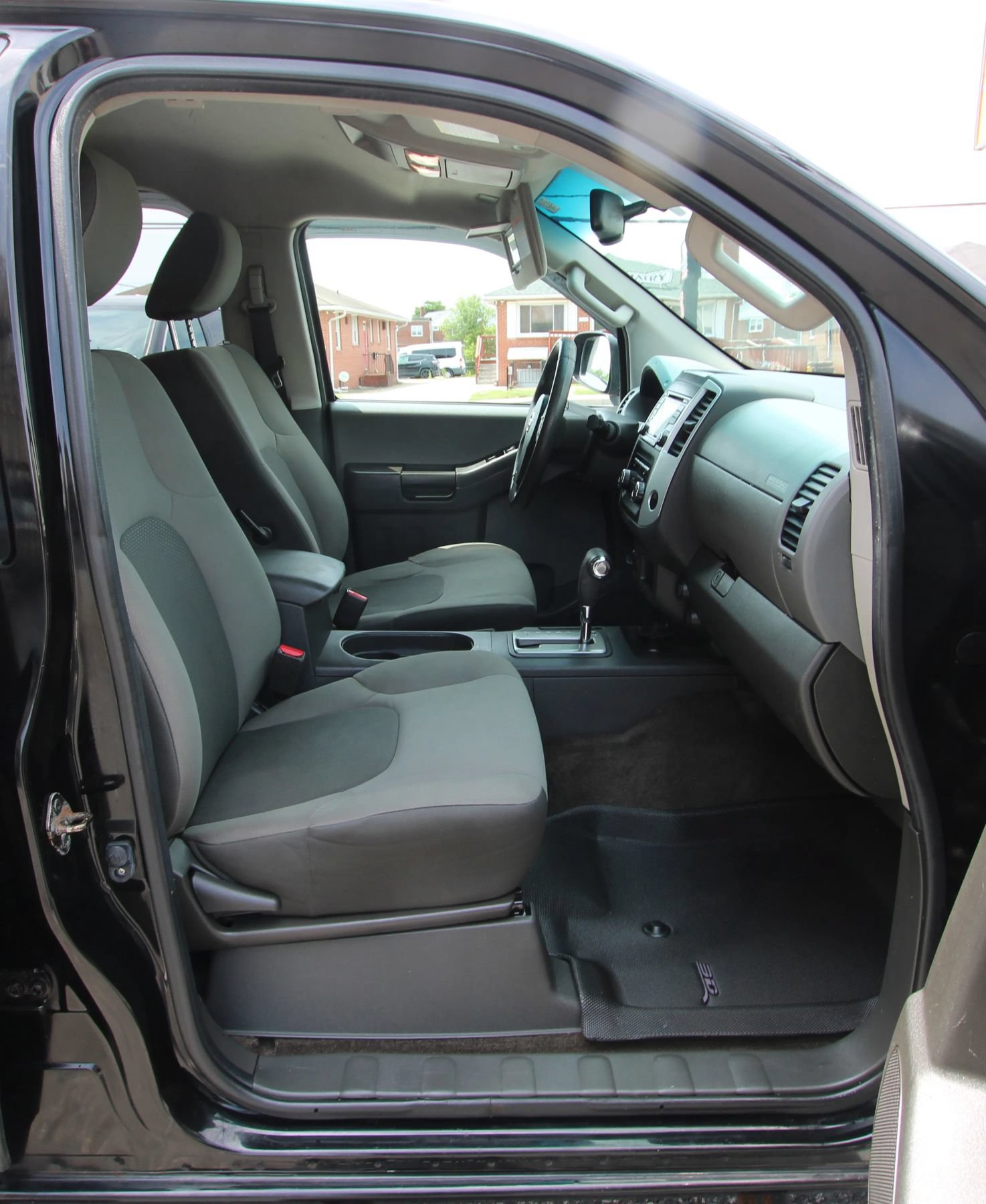 Used 2015 Nissan Xterra S w/ Value Package AWD/4WD image 10