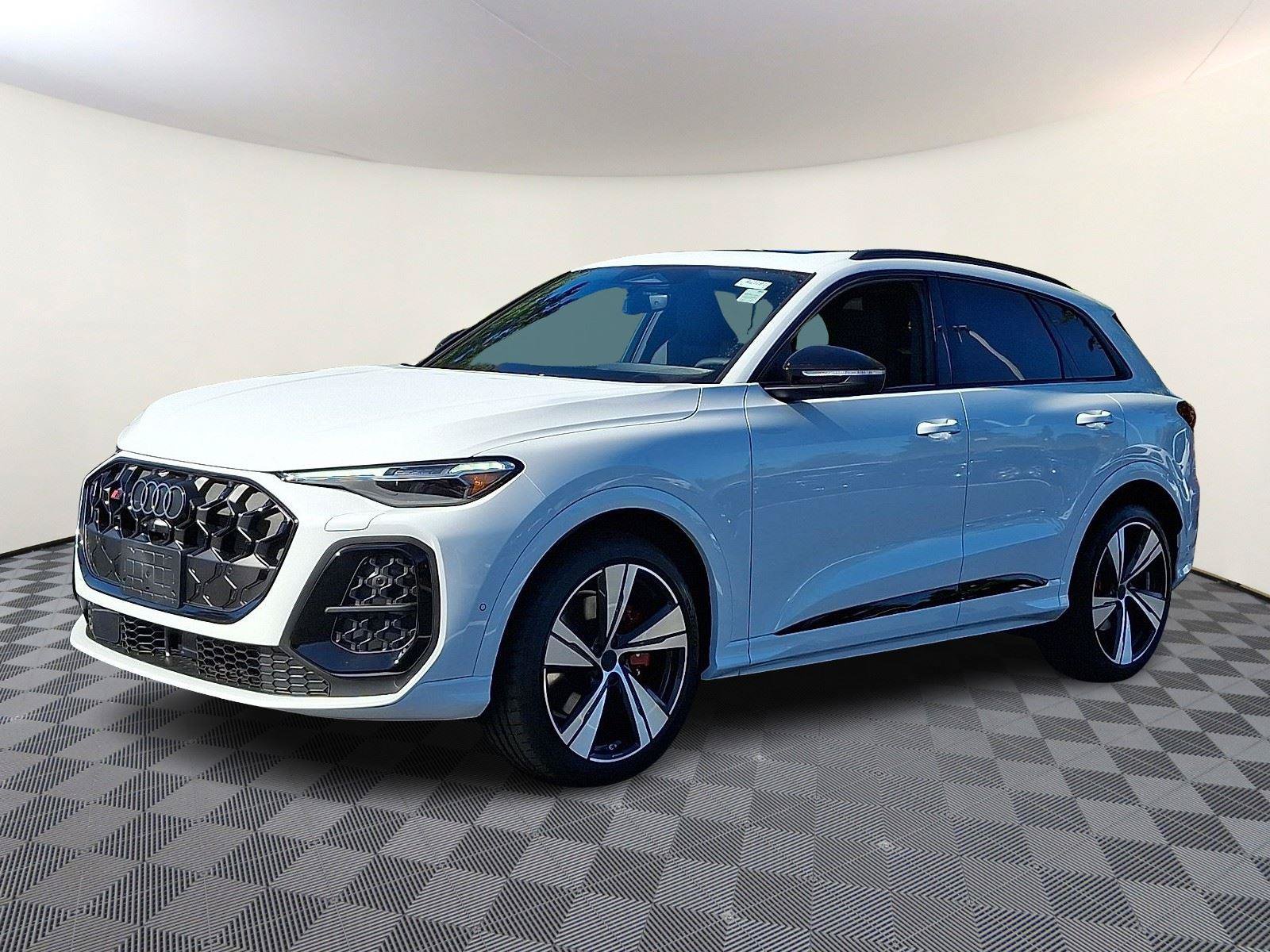 New 2026 Audi SQ5 Premium Plus AWD/4WD image 3