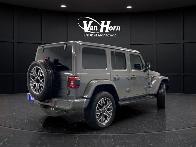 Used 2022 Jeep Wrangler Unlimited Sahara AWD/4WD image 7