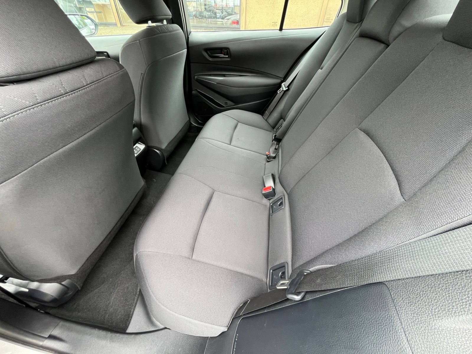 Used 2025 Toyota Corolla LE FWD image 25