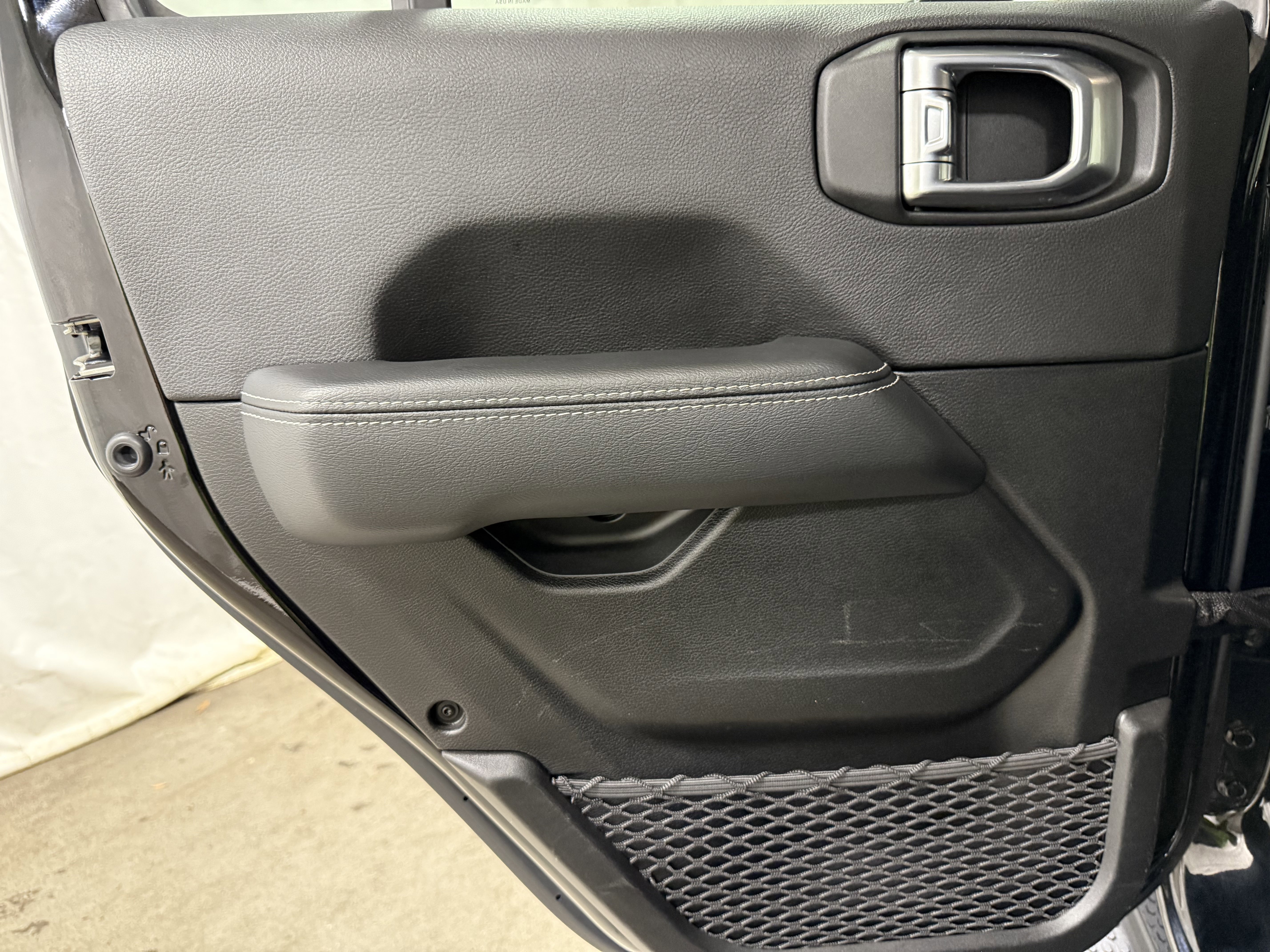 Used 2022 Jeep Wrangler Unlimited Sahara image 17