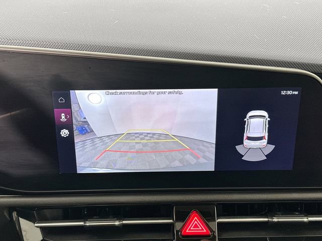 Used 2023 Kia Niro EX Touring image 12