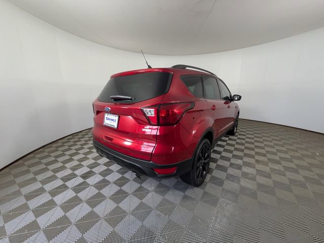 Used 2019 Ford Escape SE FWD image 5