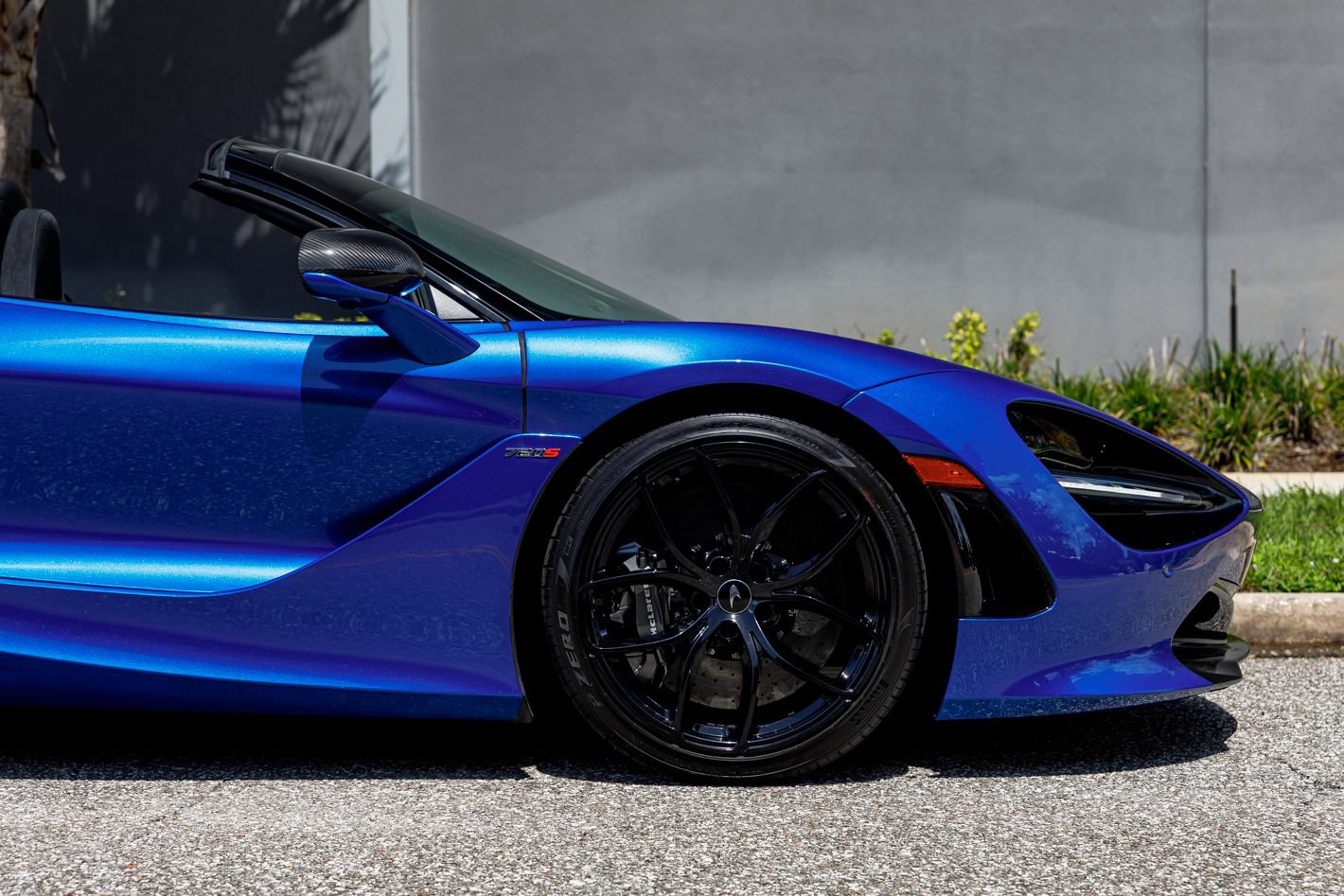 Used 2022 McLaren 720S Luxury RWD image 13