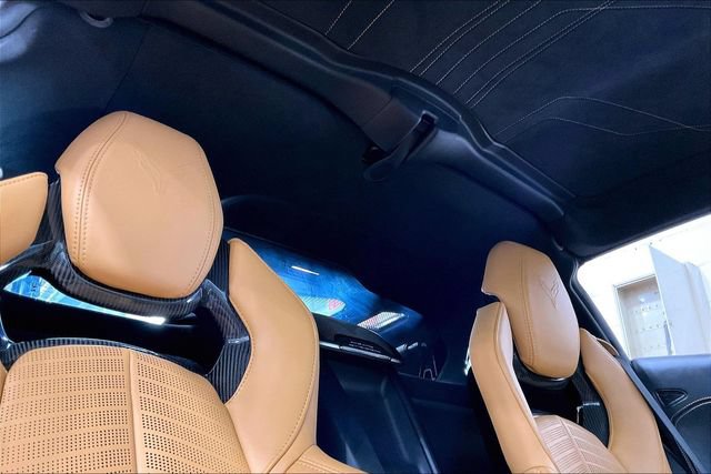 Used 2021 Chevrolet Corvette Stingray Premium Cpe w/ Z51 Performance Package RWD image 22