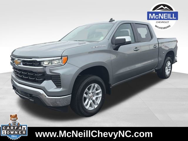 Used 2025 Chevrolet Silverado 1500 LT AWD/4WD image 3