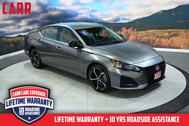 Used 2024 Nissan Altima 2.5 SR image 2