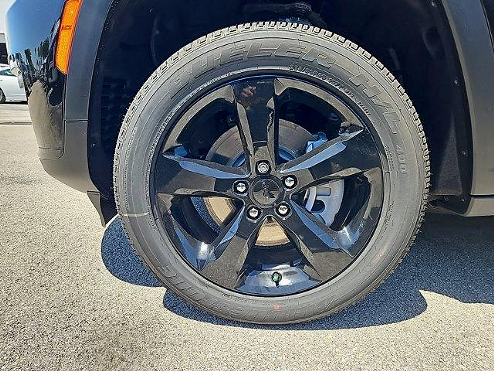 New 2024 Jeep Grand Cherokee L Altitude RWD image 6