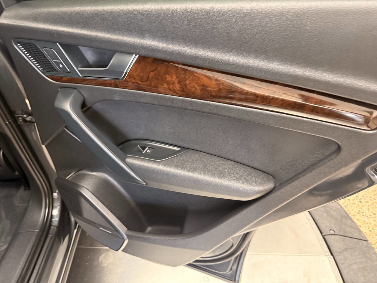 Used 2018 Audi Q5 2.0T Premium Plus w/ Premium Plus Package image 22