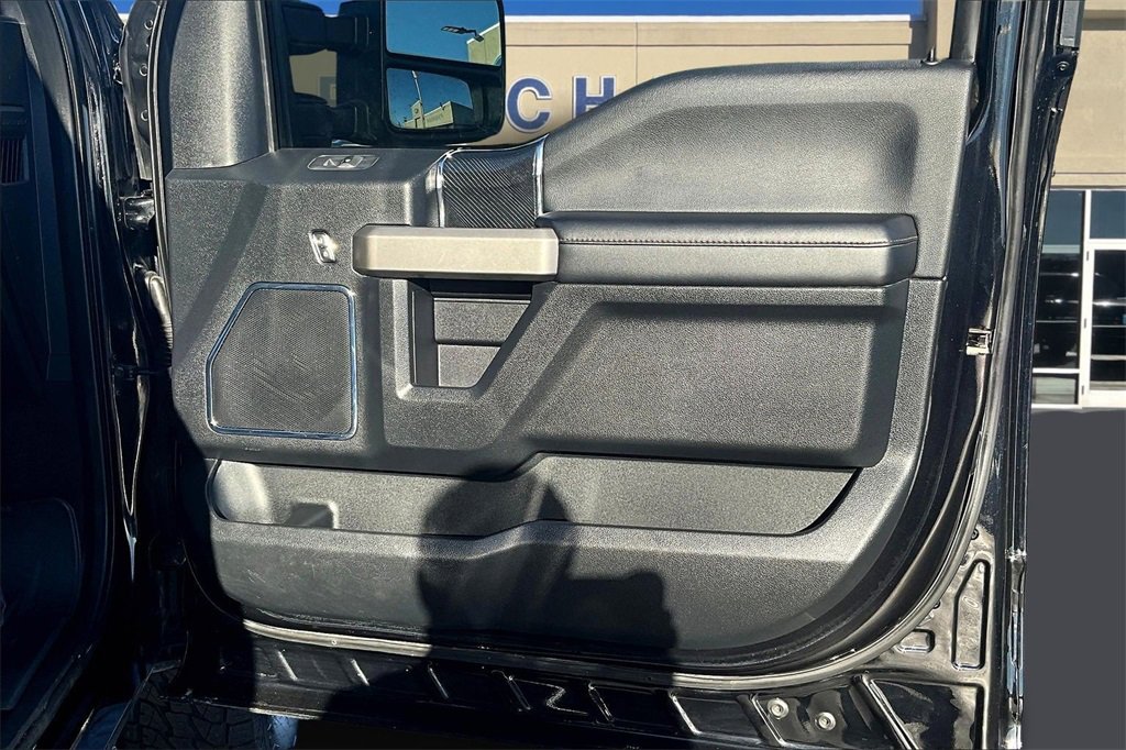 Used 2021 Ford F250 Platinum image 28